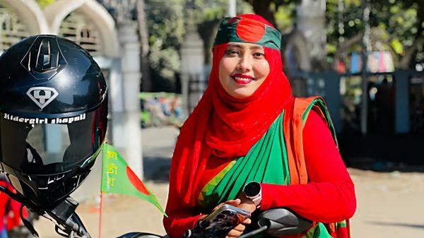 স্বপ্ন দেখে বাস্তব করেছেন স্বপ্নীল: নারীদের স্কুটি প্রশিক্ষণের অগ্রদূত কুমিল্লায়