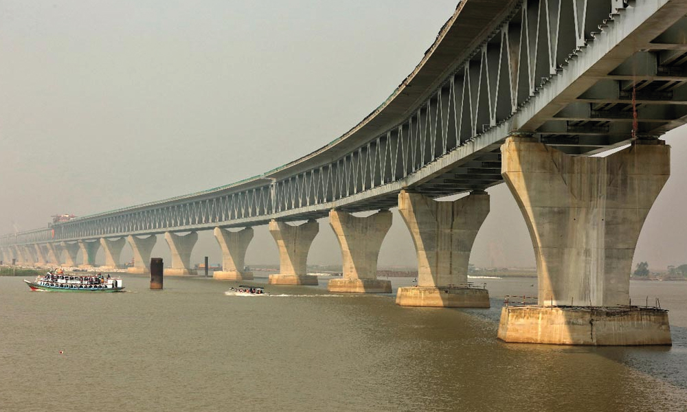 যা ব্যর্থতার প্রতীক বলেছিলেন উপদেস্টারা, সেটাতেই একদিনে আয় ৫.৪৩ কোটি টাকা