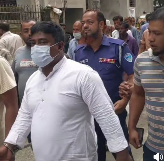 ছাব্বির হত্যা মামলায় আদালতে হাজিরা দিতে এসে দেবীদ্বারের সাবেক মেয়র শামিম আটক