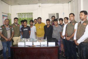 নগদ ছিনতাই: যশোরে চালকই রূপ নিল ডাকাতের, গ্রেপ্তার ৭ 1 নগদ ছিনতাই