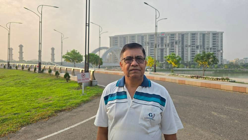 চাঁদাবাজির মামলায় ফরিদপুরে এনসিপি নেতা পরিচয়ধারী অবসরপ্রাপ্ত মেজর গ্রেপ্তার