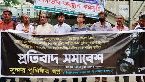 মাদকের অভিযোগ এনে মুরাদনগরে এক পরিবারের ৩ জনকে হত্যা: মামলা দায়ের, আটক ২ 2 মাদকের অভিযোগ