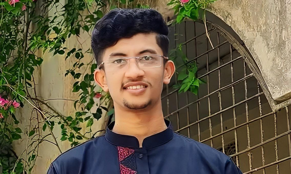 স্বরাষ্ট্র মন্ত্রণালয়ের ছাত্র প্রতিনিধির চাঁদাবাজি: গুলশানে হাতেনাতে গ্রেপ্তার রিয়াদ