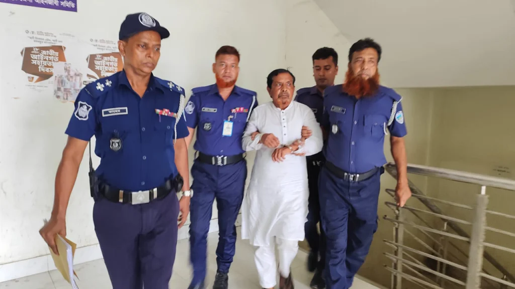 মুরাদনগরে ট্রিপল মার্ডার: দোষ স্বীকারে প্রস্তুত মূল অভিযুক্ত বাচ্চু মেম্বার