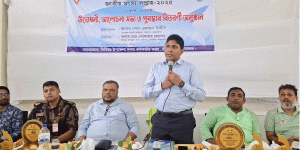 নাফনদী সীমান্তে জেলেদের নির্দেশ: মিয়ানমারের আক্রমণ ঝুঁকি এড়াতে ইউএনও'র সতর্ক 1 টেকনাফে নাফনদী সীমান্তে জেলেদের নির্দেশ