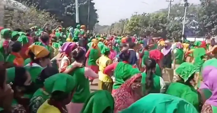 ইপিজেড ভূমিকম্প: কুমিল্লায় প্যানিক অ্যাটাকে অজ্ঞান ৮০ নারী