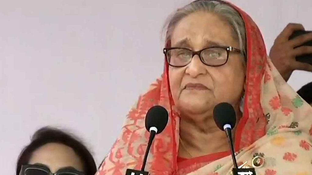 ‘কারফিউ নেই’ ঘোষণাতেই শেখ হাসিনার পতনের কাউন্টডাউন শুরু!