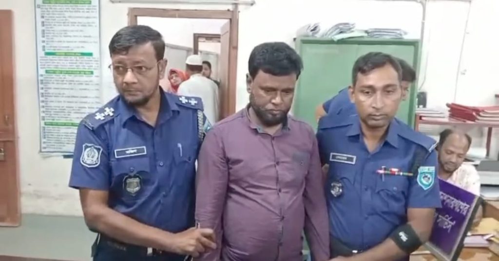 গাইবান্ধায় ঘুষ দাবি করতে গিয়ে ভুয়া দুদক কর্মকর্তা আটক