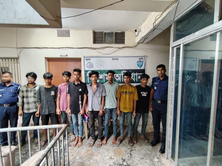 দেবীদ্বারে কিশোর গ‍্যাং
