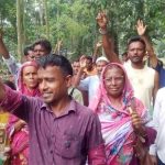 রাতের আঁধারে খাল খনন