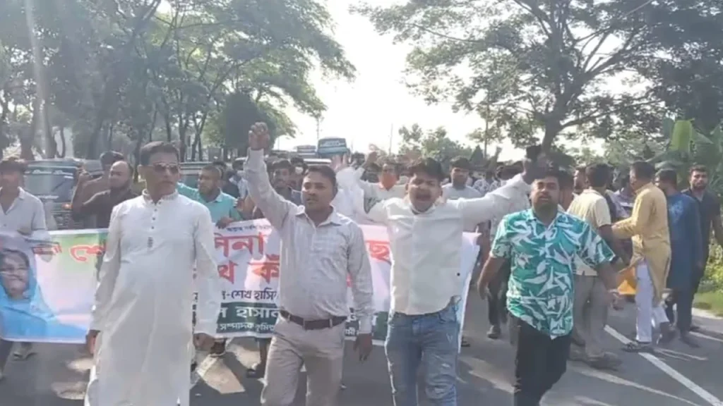 ঢাকা-চট্টগ্রাম মহাসড়কে আওয়ামী লীগের বিশাল শোডাউন, চাঙ্গা তৃণমূল