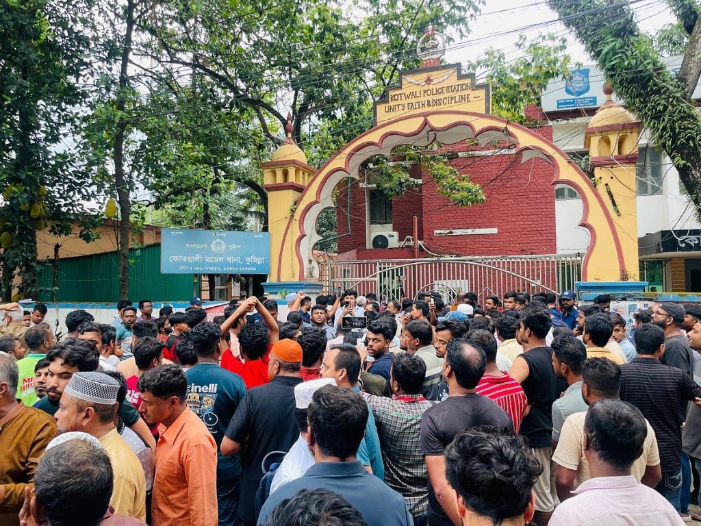 কুমিল্লায় বিএনপি নেতা রেজাউল কাইয়ুম আটক, থানায় জিজ্ঞাসাবাদ