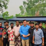 ১৭ মাস পর দেশে ফিরলেন ভারতে আটকে থাকা নন্দীগ্রামের ২৮ শ্রমিক 2 ভারতে আটক ২৮ শ্রমিক