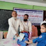পটুয়াখালীতে কোডেকের শিক্ষা উপকরণ বিতরণ