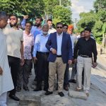 ধসে পড়া শ্রীপুর-দমদমা সড়ক পরিদর্শনে প্রতিমন্ত্রী, পাইলিং করে স্থায়ী সংস্কারের ঘোষণা 3 ধসে পড়া শ্রীপুর-দমদমা সড়ক পরিদর্শনে স্থানীয় সরকার প্রতিমন্ত্রী