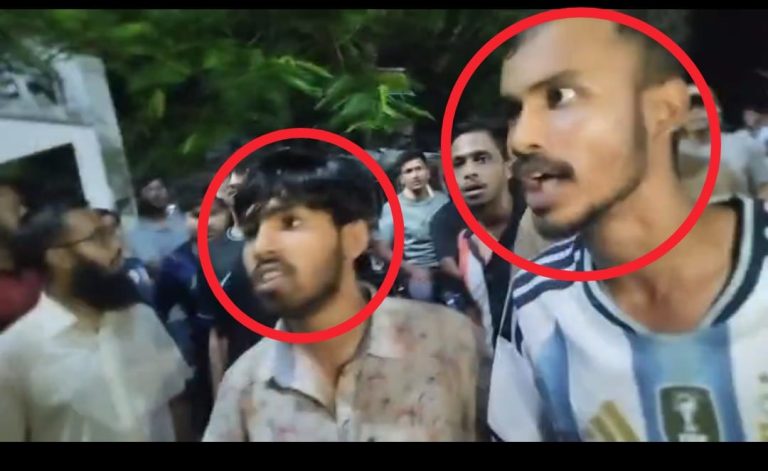 যবিপ্রবিতে খেলা দেখা ঘিরে সংঘর্ষ, ভিডিও ধারণ করায় সাংবাদিকদের ওপর হামলার অভিযোগ 1 যবিপ্রবিতে খেলা দেখাকে কেন্দ্র করে সংঘর্ষের পর ঘটনাস্থলের চিত্র।