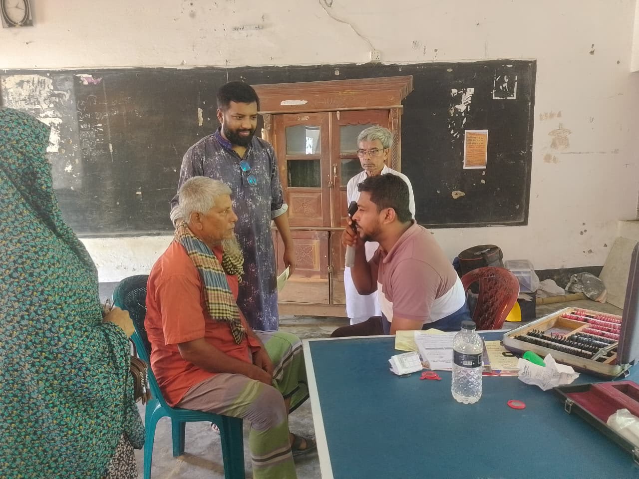 দেবীদ্বারে ১৫০ জনের বিনামূল্যে চক্ষু চিকিৎসা, ৩০ রোগীকে ছানি অস্ত্রোপচারের জন্য হাসপাতালে প্রেরণ