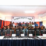 সুন্দরবনে ছোট জাহাঙ্গীর বাহিনীর ২৭ বনদস্যুর আত্মসমর্পণ