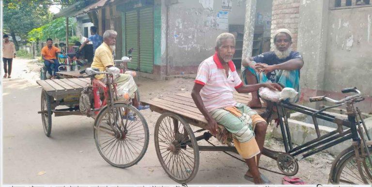 ভ্যাপসা গরমে কিশোরগঞ্জে জনজীবন বিপর্যস্ত, তাপদাহে হাঁসফাঁস মানুষ 1 নীলফামারীর কিশোরগঞ্জে তীব্র গরমে দুর্ভোগে সাধারণ মানুষ