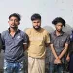 মুরাদনগরের পায়ব গ্রামে মাদকবিরোধী অভিযানে ৬১৫ পিস ইয়াবা ও নগদ টাকা উদ্ধারের পর গ্রেপ্তার ব্যক্তিদের নিয়ে পুলিশের অভিযান।
