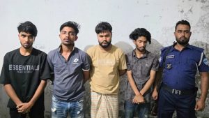 পায়বে ৬১৫ ইয়াবাসহ ৪ মাদক কারবারি গ্রেপ্তার, মুরাদনগরে এক রাতে আটক ৮