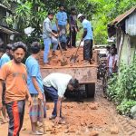 দেবীদ্বার-মুরাদনগর উপজেলার সংযোগস্থল মধুমুড়া-খুরুইল সড়ক নিজ উদ্যোগে সংস্কার করছেন তরুণ ব্যবসায়ী মো. সাকিব হাসান।