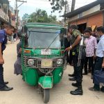 দেবীদ্বারে ভ্রাম্যমাণ আদালতের অভিযান, অতিরিক্ত ভাড়া আদায়ে জরিমানা 4 দেবীদ্বারে গ্যাস সংকটের অজুহাতে অতিরিক্ত ভাড়া আদায়সহ বিভিন্ন অনিয়মের বিরুদ্ধে ভ্রাম্যমাণ আদালতের অভিযান।