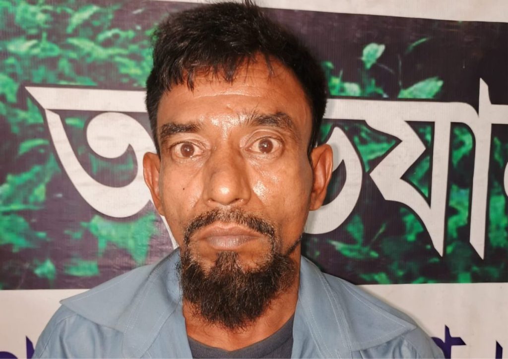 দেবীদ্বারে ইয়াবাসহ যুবক আটক, পুলিশের কাছে সোপর্দ 1 দেবীদ্বারে ইয়াবাসহ যুবক আটক, পুলিশের কাছে সোপর্দ