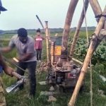 দেবীদ্বারে অবৈধ ড্রেজারবিরোধী অভিযান: ৫ ড্রেজার ও ১,৩০০ ফুট পাইপ বিনষ্ট 2 দেবীদ্বারে অবৈধ ড্রেজারবিরোধী অভিযানে ড্রেজার বিনষ্ট করছে উপজেলা প্রশাসন।