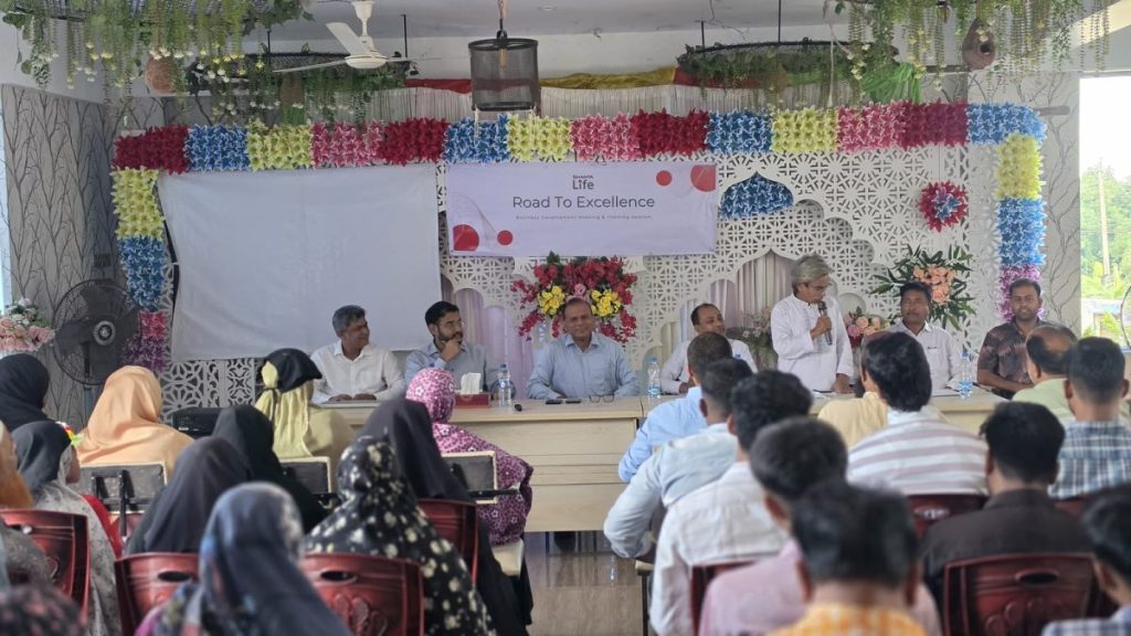 দেবীদ্বারে শান্তা লাইফ ইন্স্যুরেন্সের মাঠকর্মীদের প্রশিক্ষণ কর্মশালা