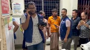 জমি নিয়ে বিরোধ, মুরাদনগরের দড়ানী পাড়ায় ফুফু-ভাতিজাকে কুপিয়ে হত্যা
