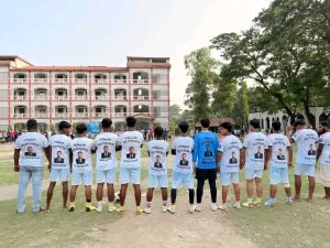 মুরাদনগরে লুৎফুর রহমানের সৌজন্যে কাজিয়াতল ফুটবল দলের জার্সি উন্মোচন
